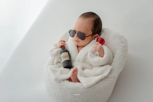 涟源宝宝嘴唇上翘